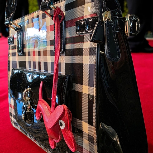 SALE!! Plaid Designer Handbag with Black Patent Accents NWOT FREE SHIPPING!! - Picture 7 of 8